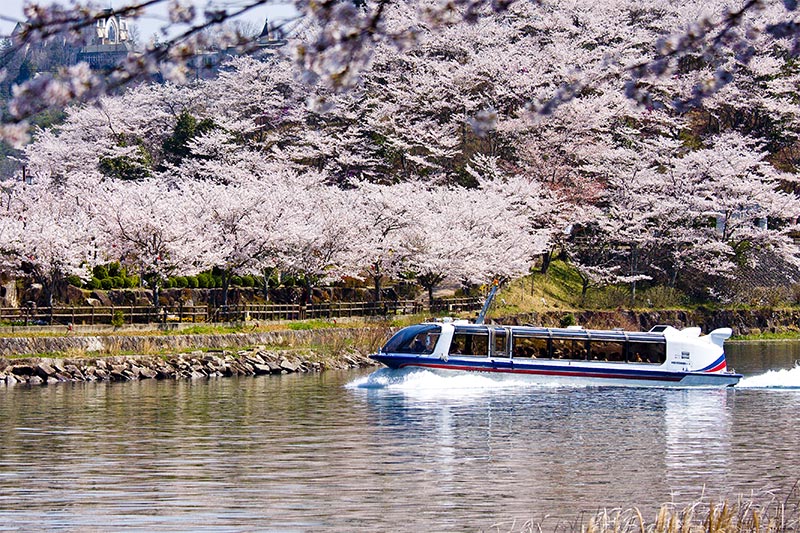 春の恵那峡